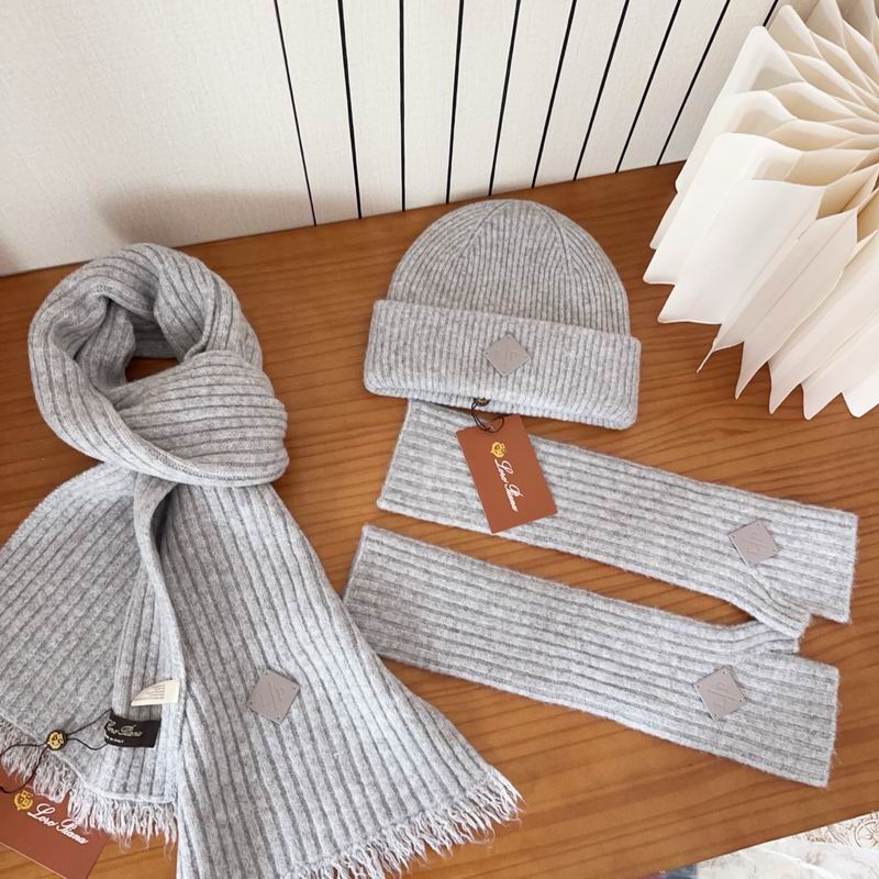 Moncler scarf hat gloves (128)