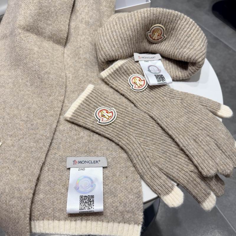 Moncler scarf hat gloves (65)