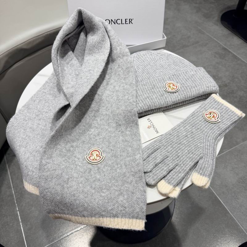 Moncler scarf hat gloves (76)