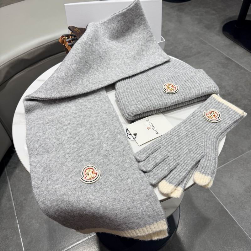 Moncler scarf hat gloves (79)
