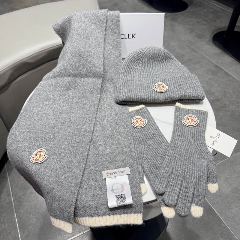 Moncler scarf hat gloves (92)