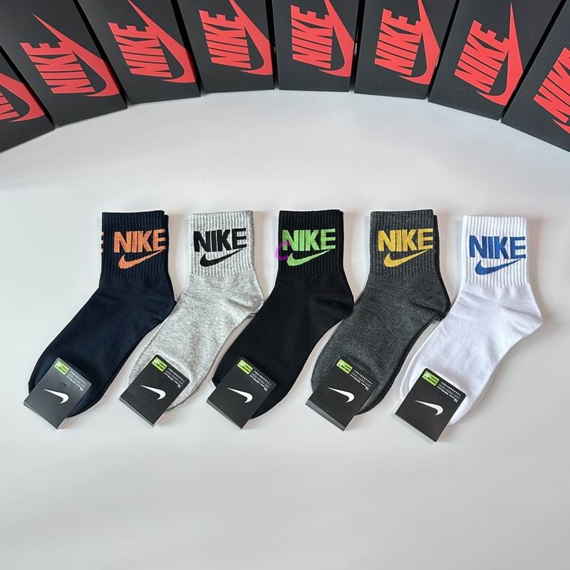 Nike Socks  (36)