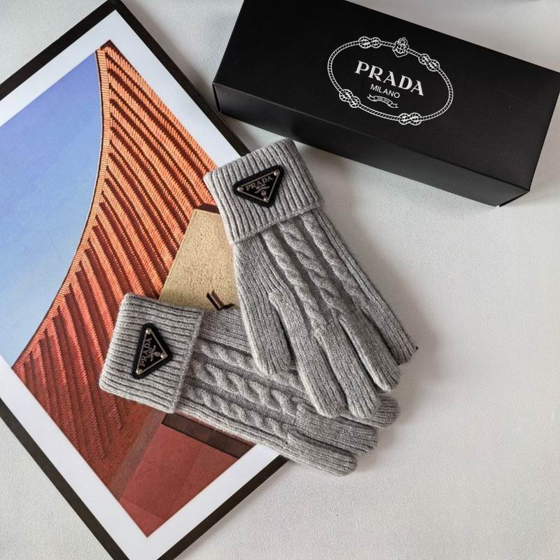 Prada Gloves 151 (16)