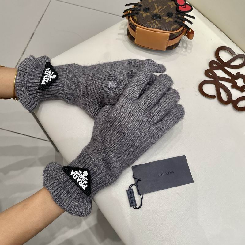 Prada Gloves 165 (13)