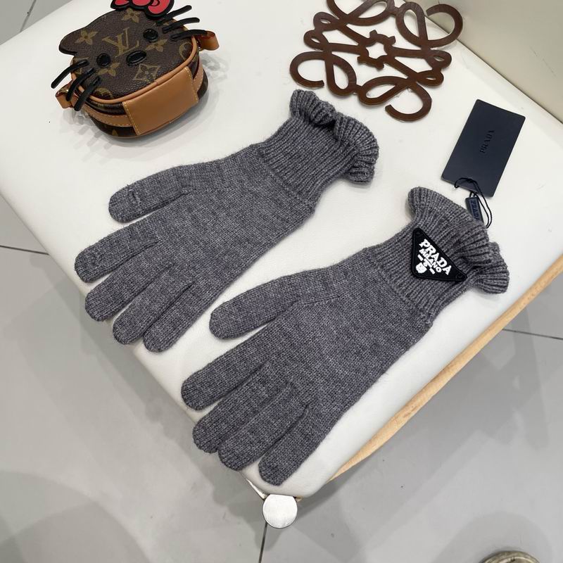 Prada Gloves 165 (17)