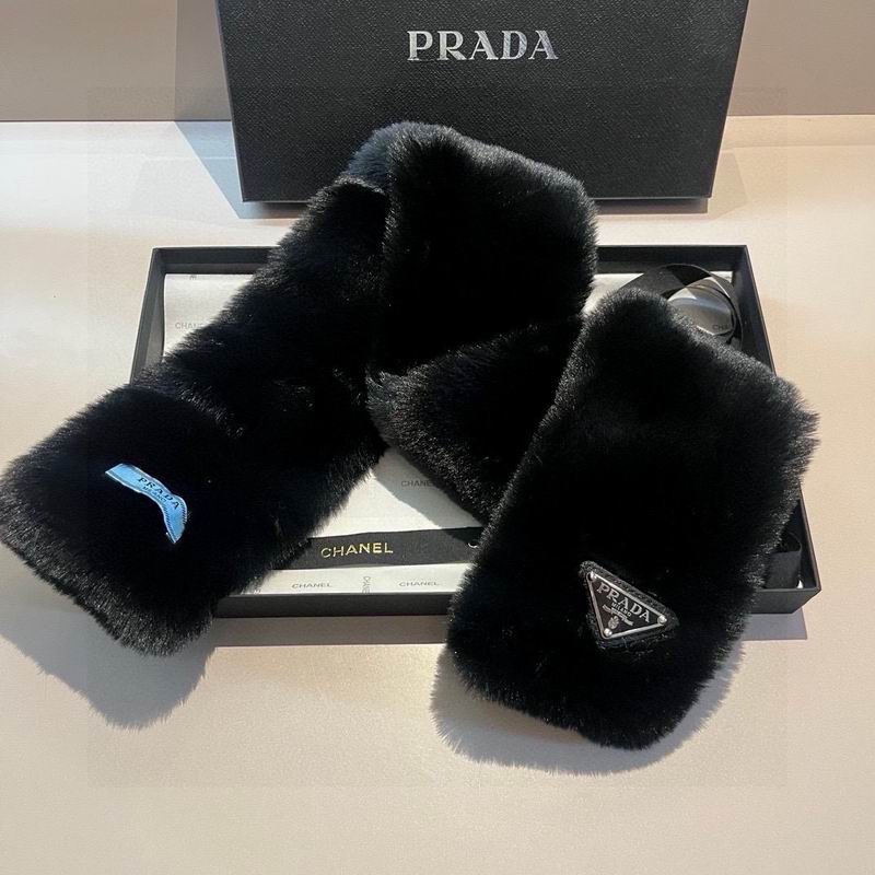 Prada Scarf dx (174)