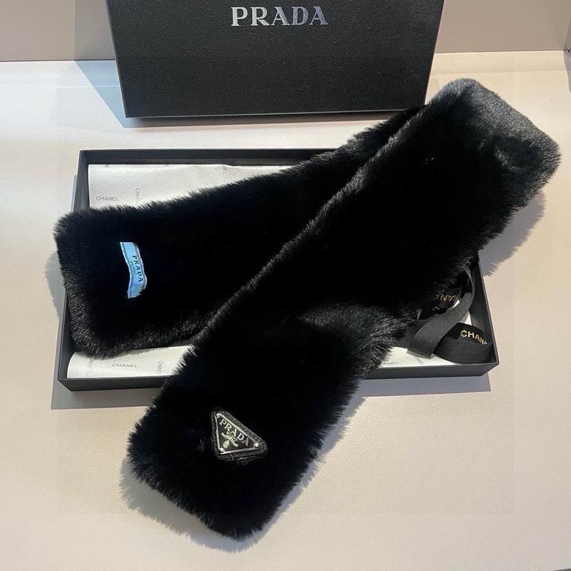 Prada Scarf dx (175)