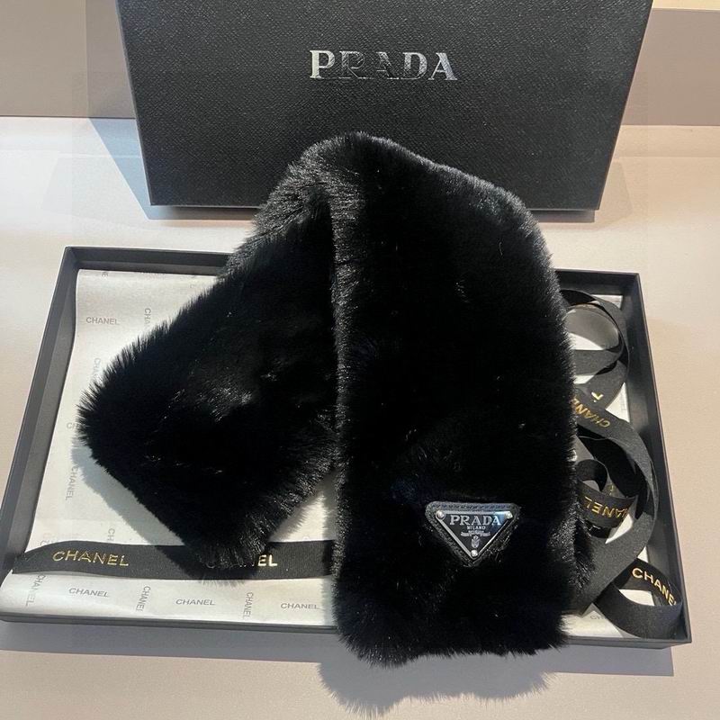 Prada Scarf dx (176)