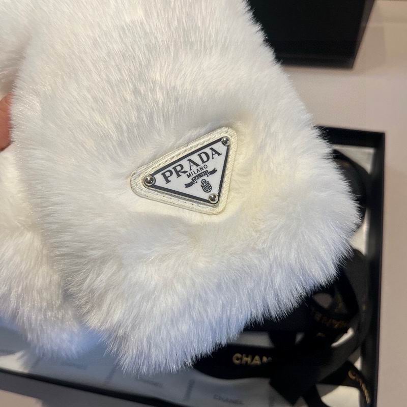 Prada Scarf dx (182)