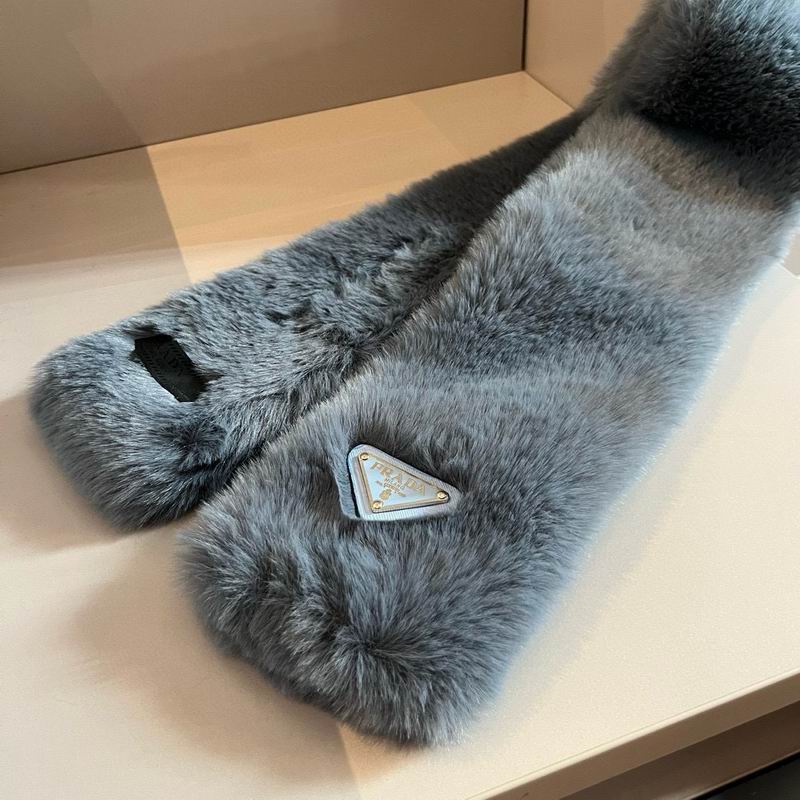 Prada Scarf dx (190)