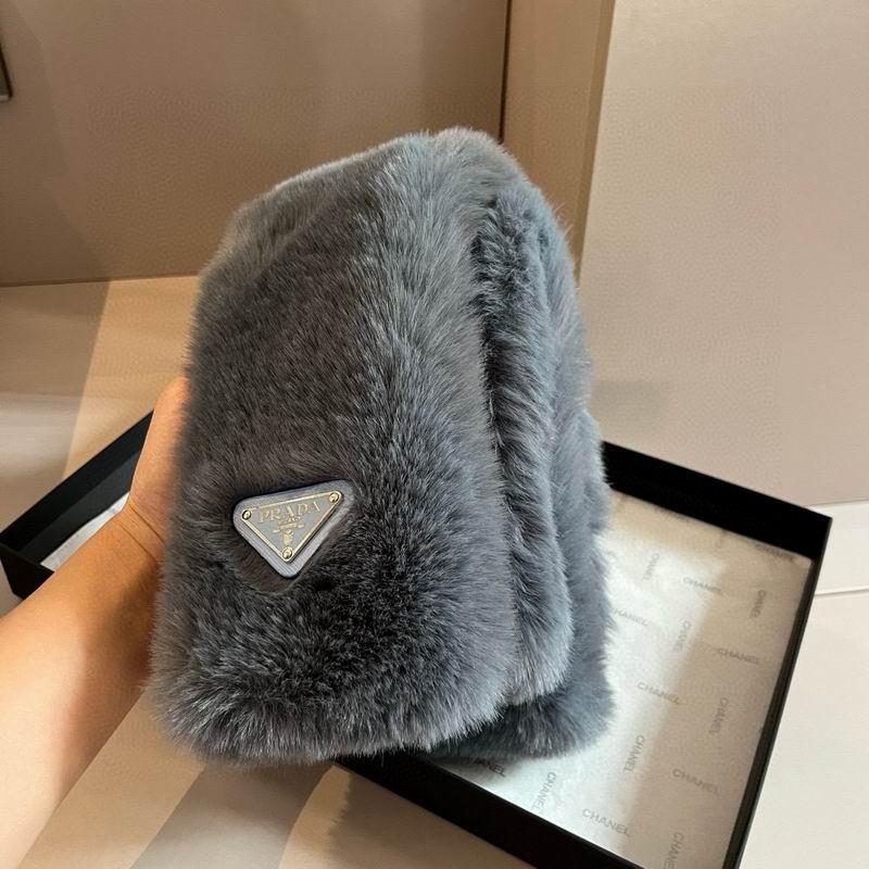 Prada Scarf dx (192)