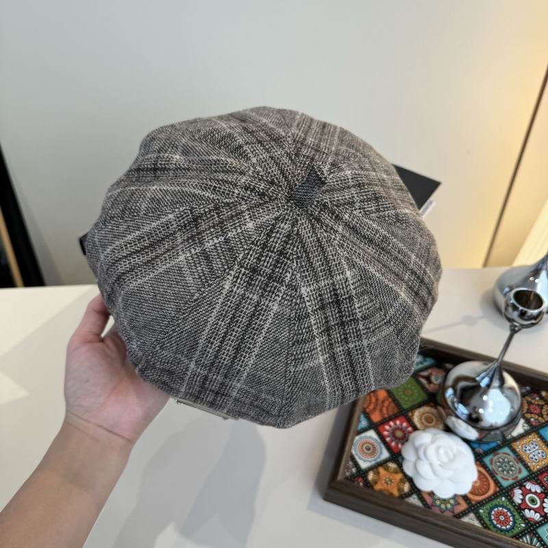 Prada beret (314)