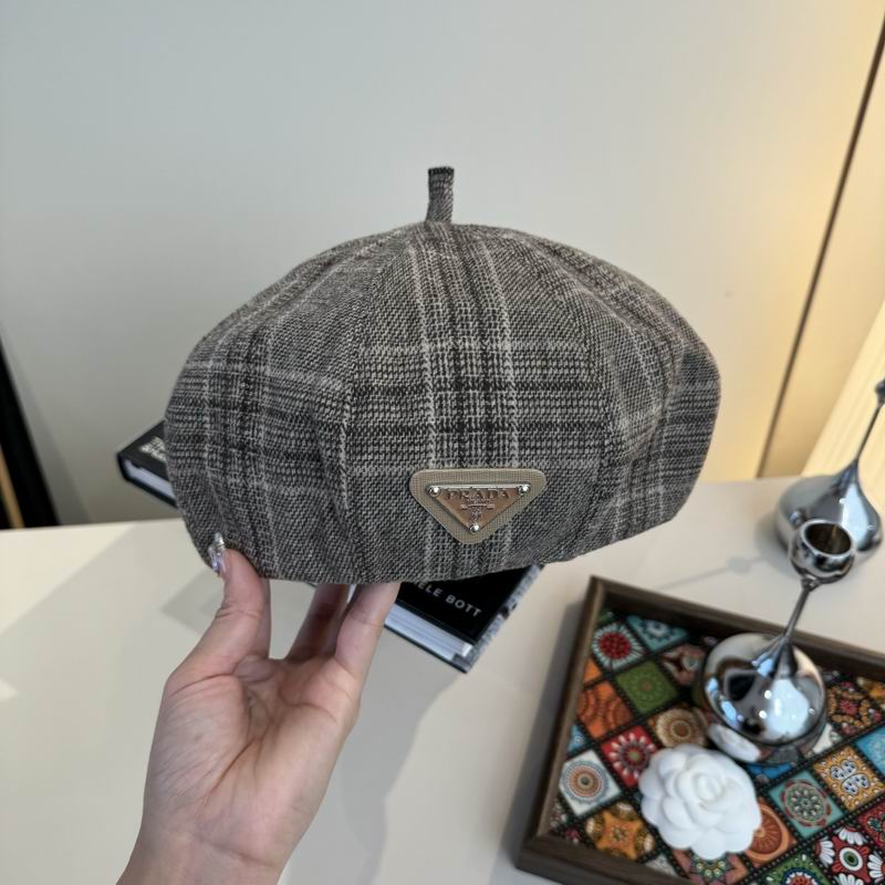 Prada beret (315)