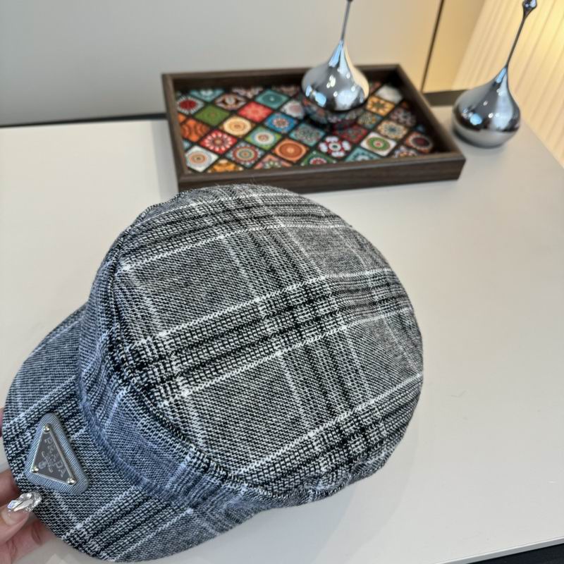 Prada cap (443)