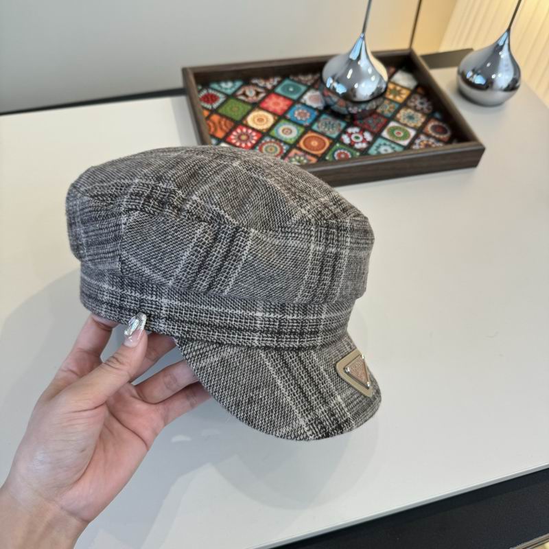 Prada cap (452)