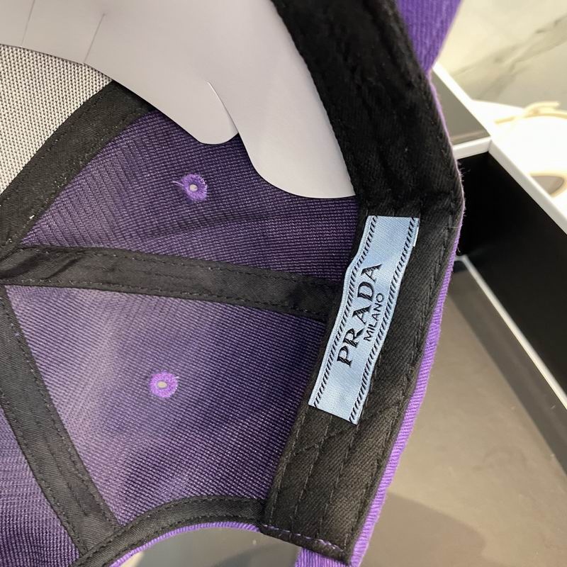 Prada cap dx (1068)