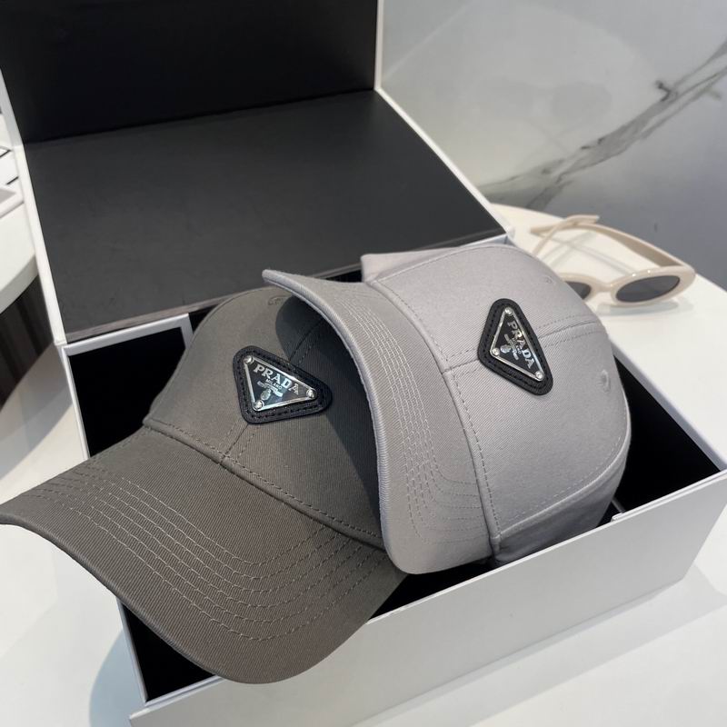 Prada cap dx (1075)