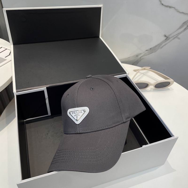 Prada cap dx (1076)