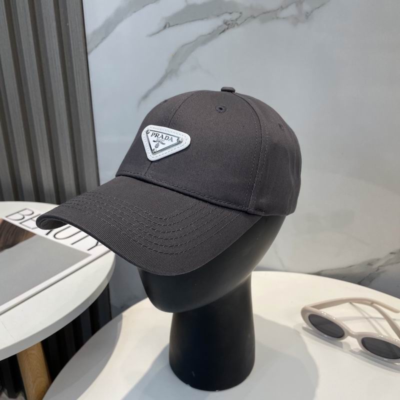 Prada cap dx (1083)
