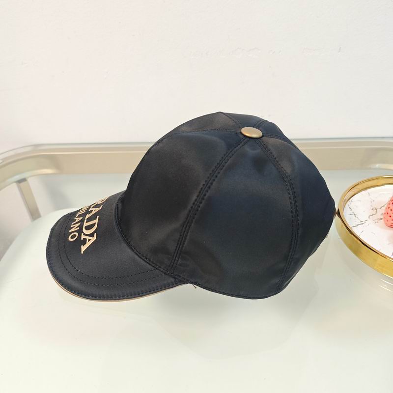 Prada cap dx (764)