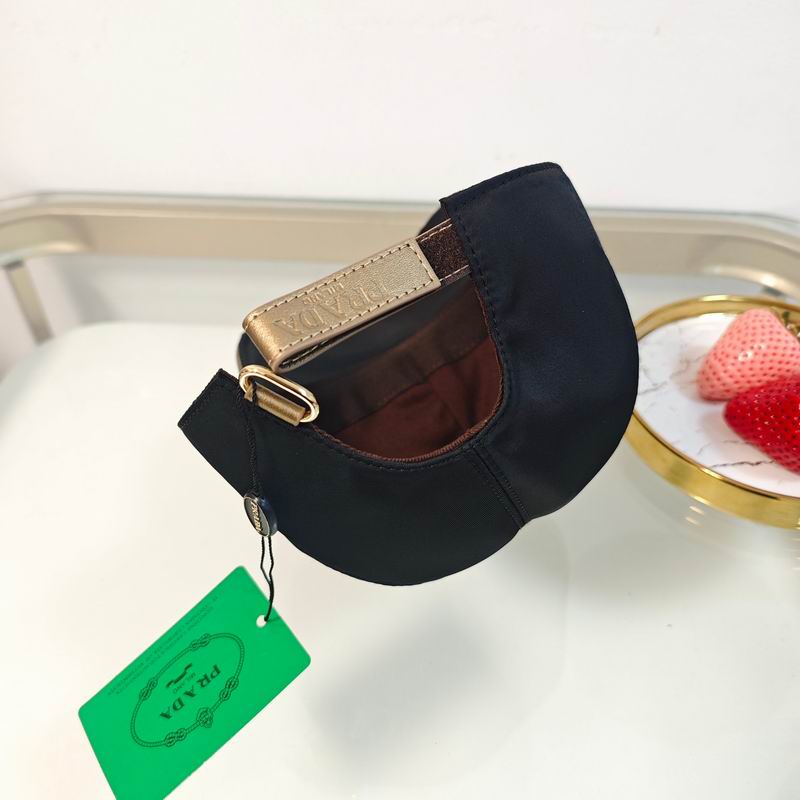 Prada cap dx (767)