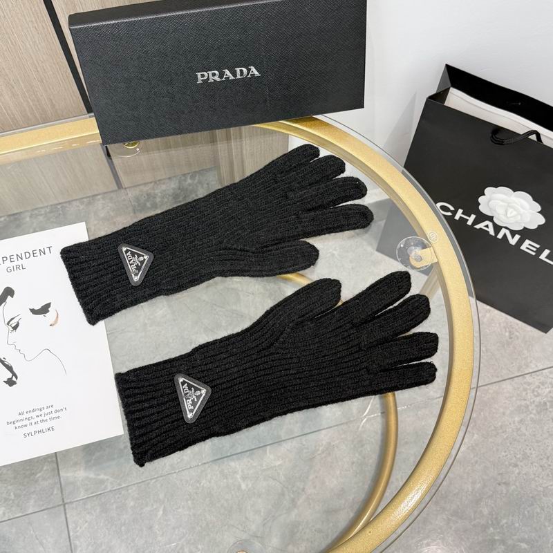 Prada gloves 48 (26)
