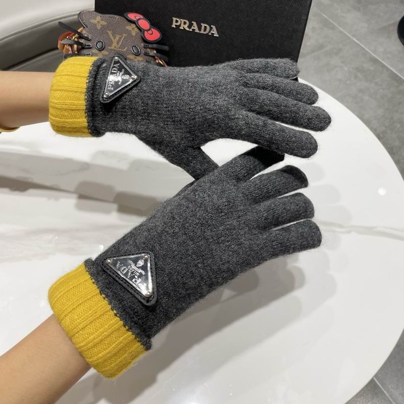 Prada gloves 55 (21)