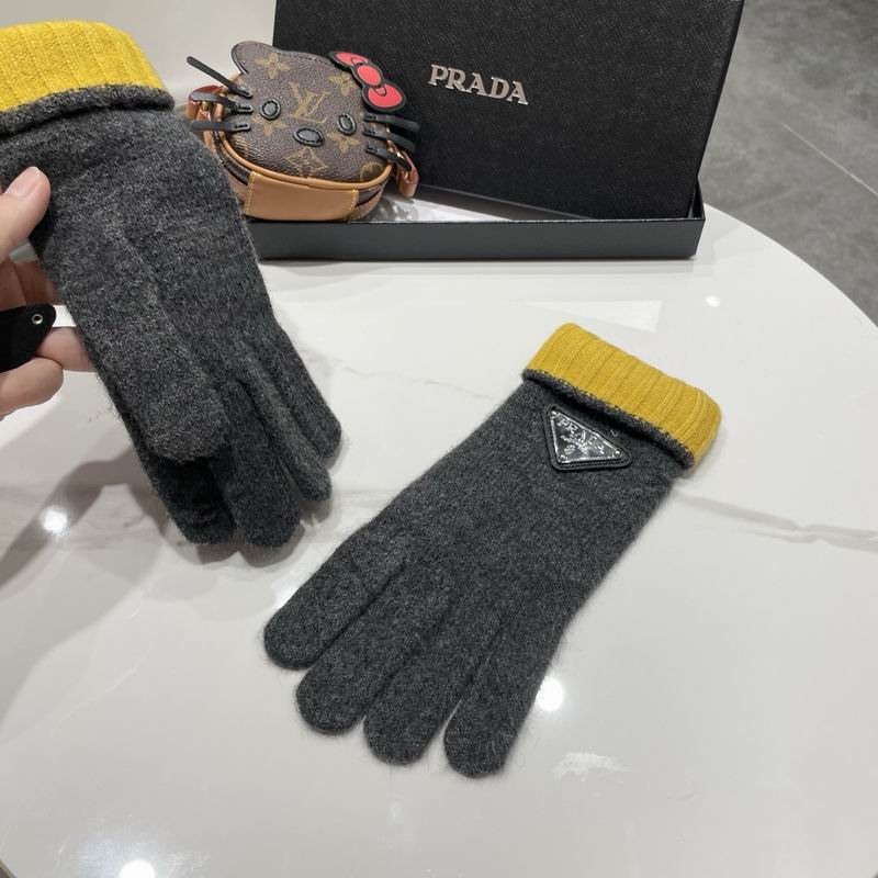 Prada gloves 55 (24)