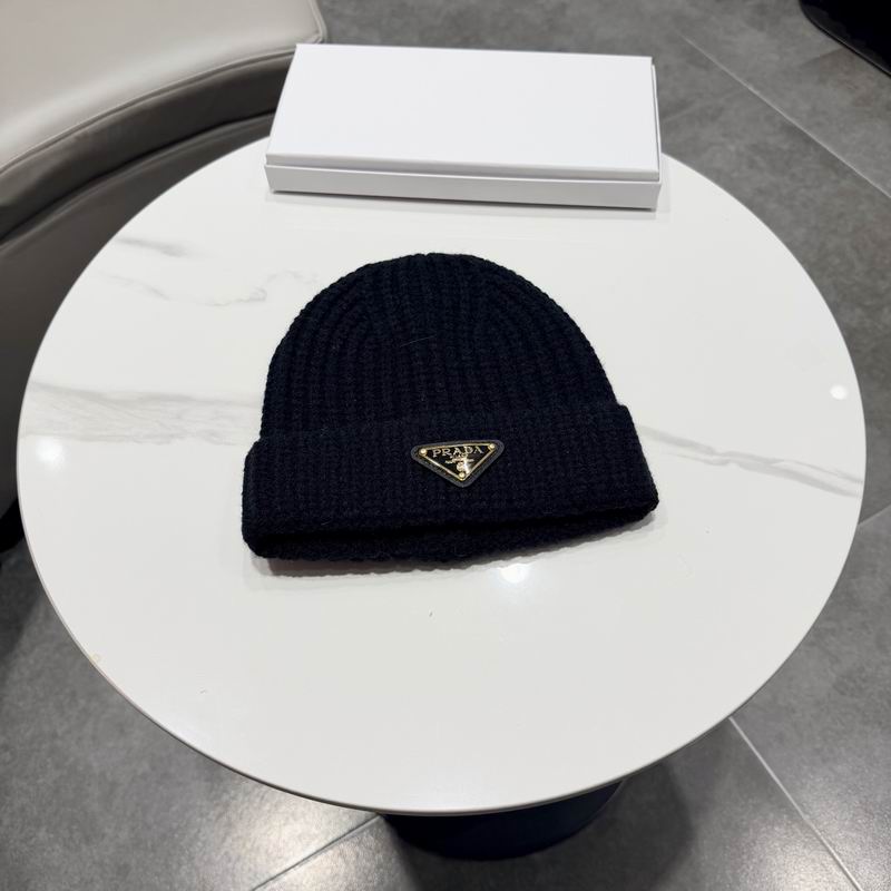 Prada hat (1109)