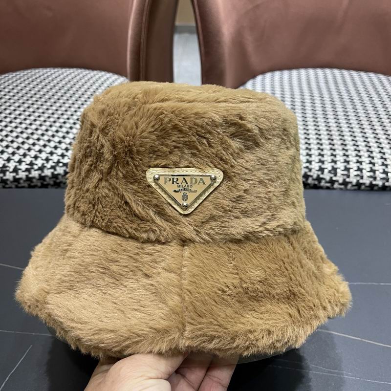 Prada hat (150)