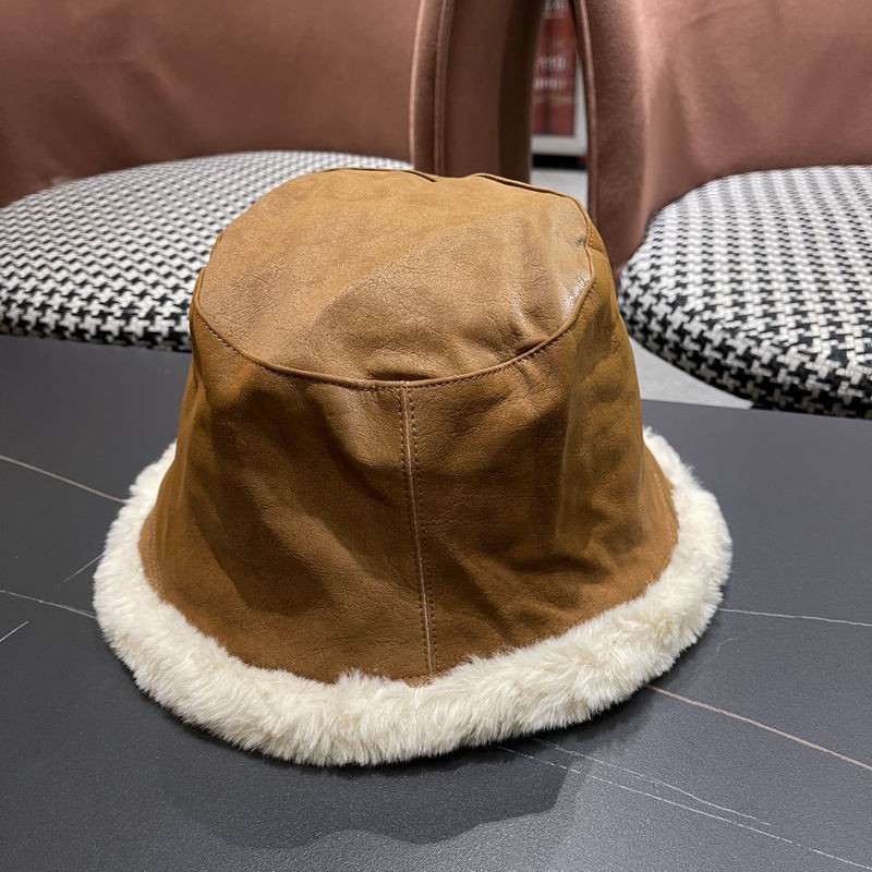 Prada hat (2057)
