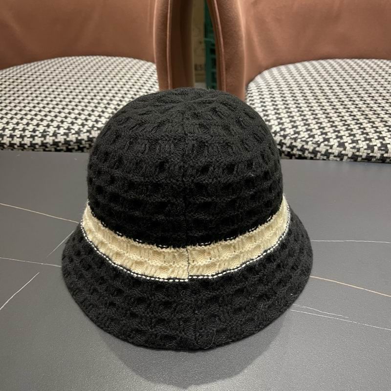 Prada hat (339)