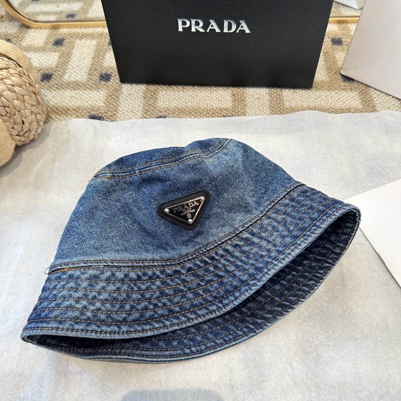 Prada hat (985)