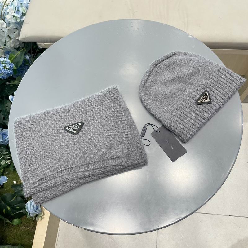 Prada scarf hat (333)