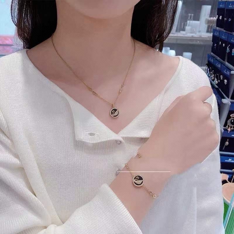 Swarovski Necklace 11yxq07 (1)