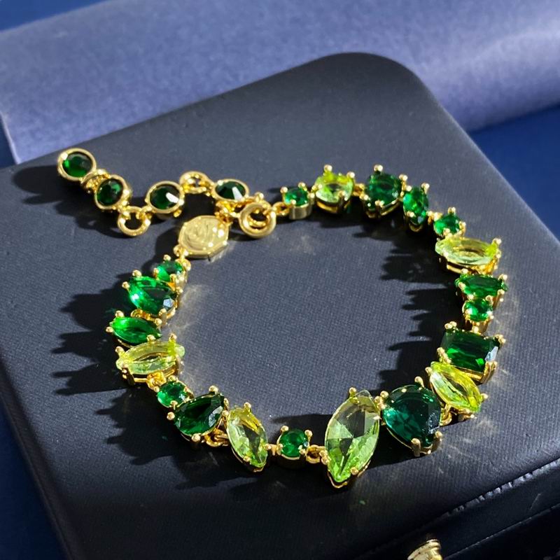 Swarovski Suits 12yxq01 (2)