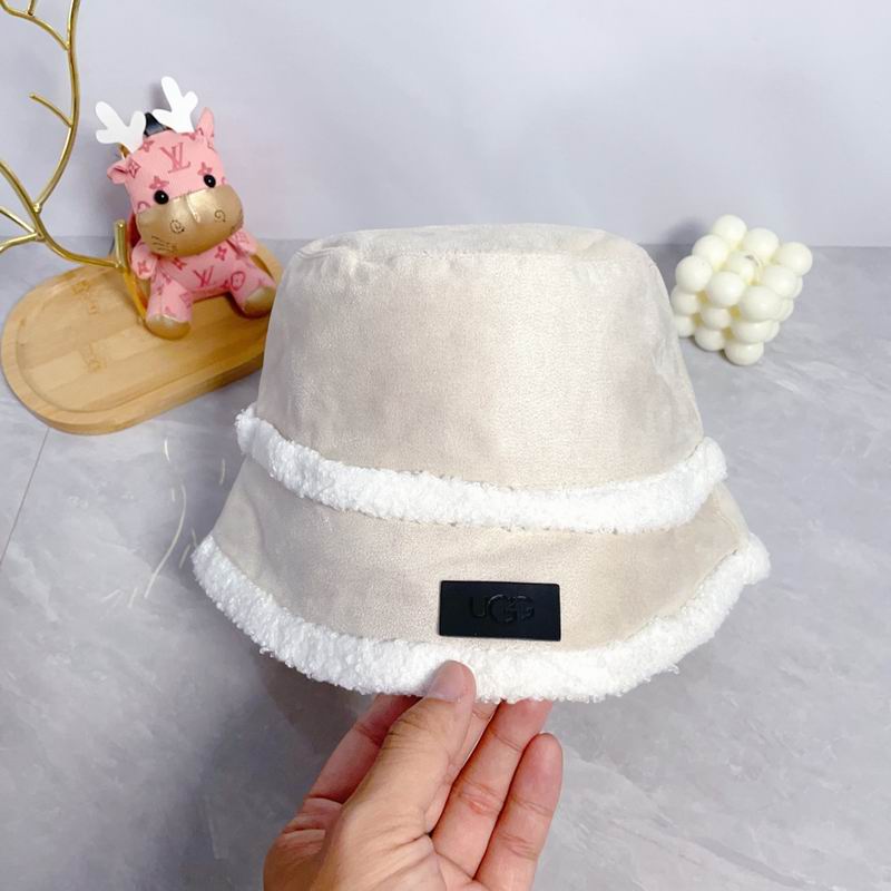 UGG Hat dx (541)