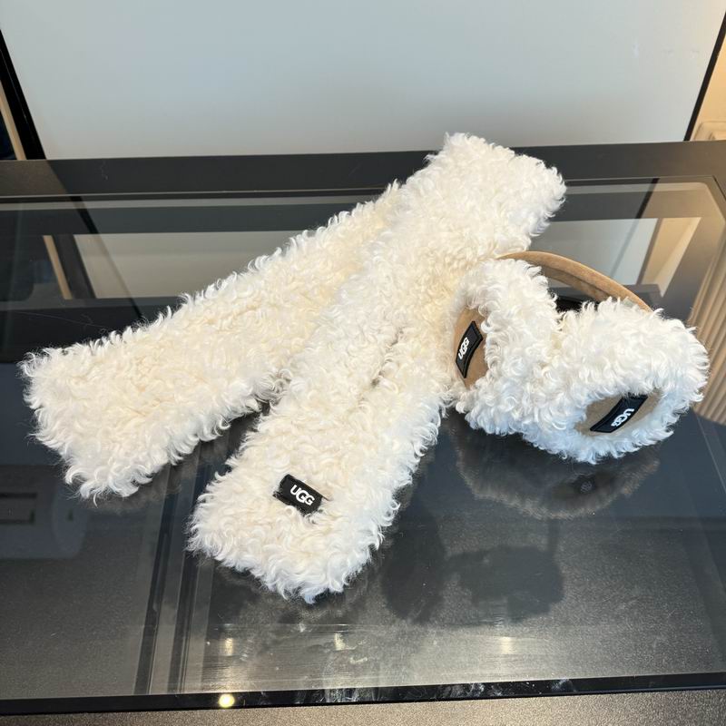 UGG Scarf Earmuff (49)