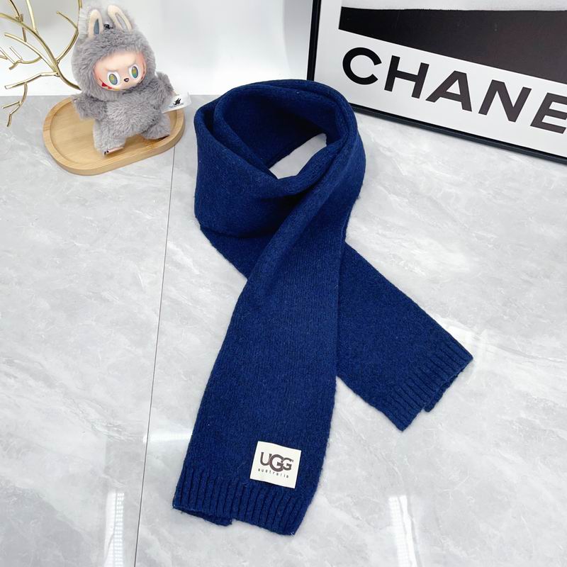 UGG Scarf dx (104)