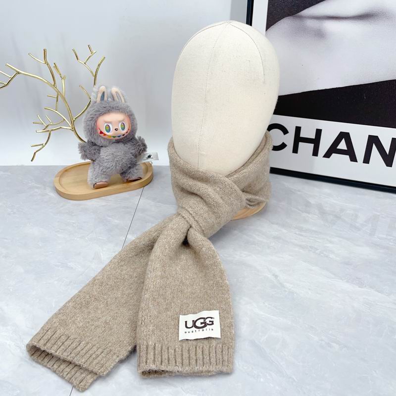 UGG Scarf dx (107)