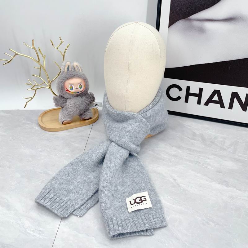 UGG Scarf dx (117)