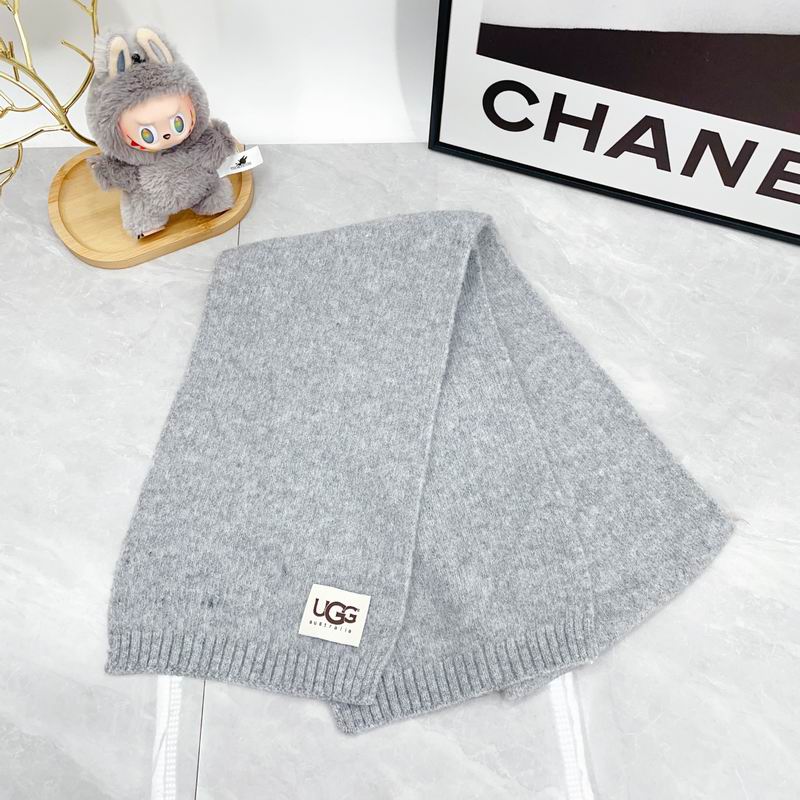 UGG Scarf dx (119)