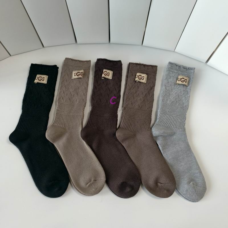 UGG Socks (102)