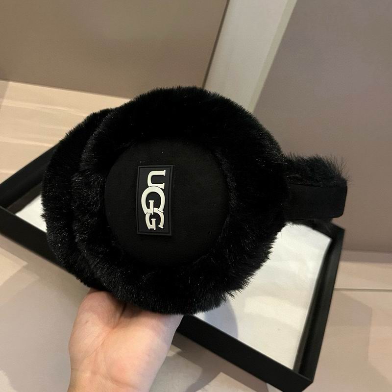 UGG earmuff (1)