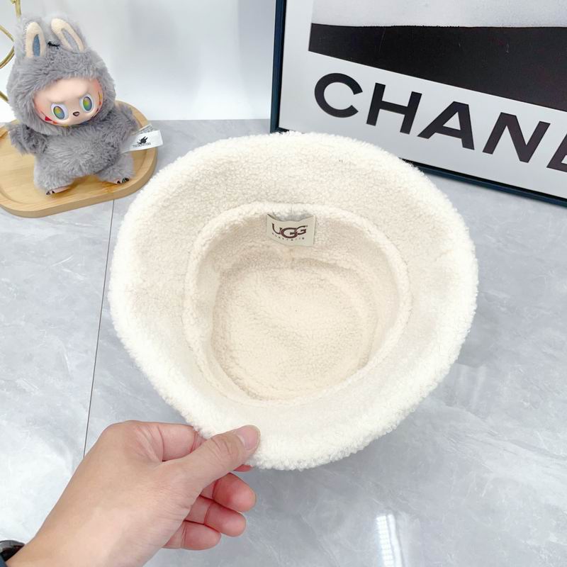 UGG hat dx (26)