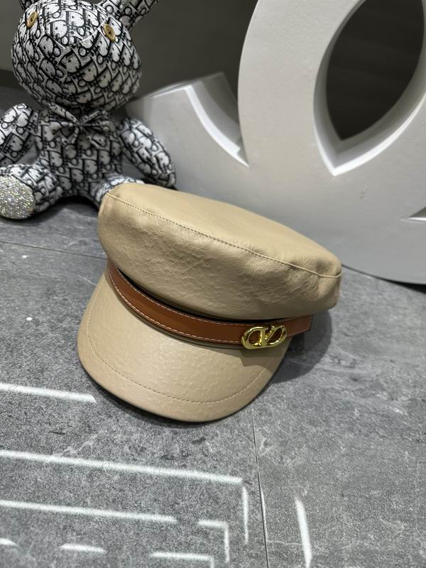 Valentino Cap dx (360)