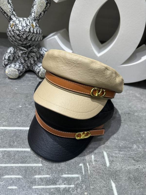 Valentino Cap dx (365)