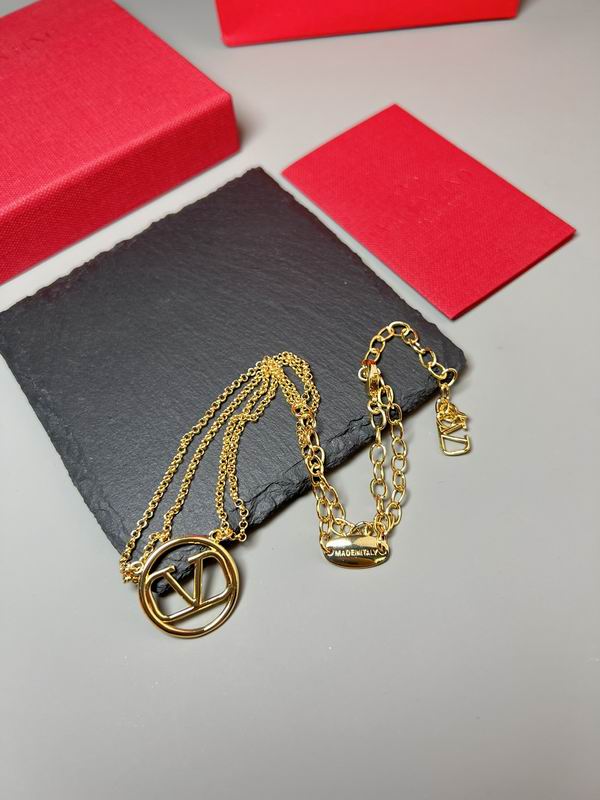 Valentino necklace 09yxq01 (6)