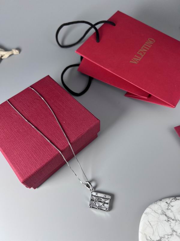 Valentino necklace 09yxq03 (5)