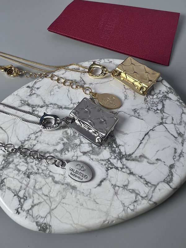Valentino necklace 09yxq03 (9)